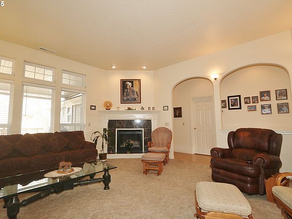 4th image of 1305 Tasa Creek Dr