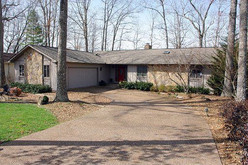 3rd image of 16 Meadowlark Cir