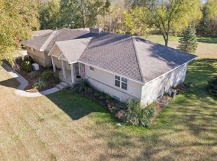 58221 Travis Rd, New Hudson, MI 48165