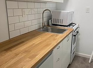 84 India St APT 2F, Brooklyn, NY 11222