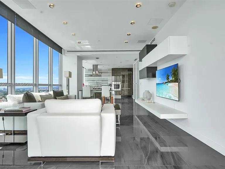 1100 Biscayne Blvd #6001 — Photo 17
