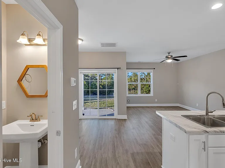 S Stingray Ln — Photo 8