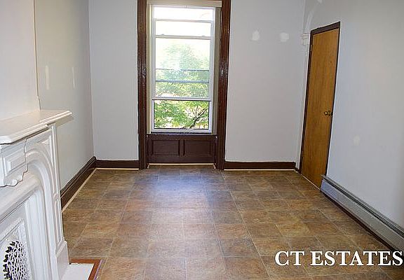 5th image of 338 Putnam Ave #2