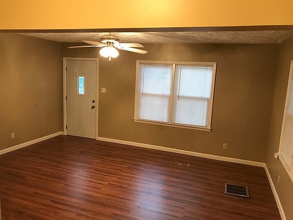 Newly remodeled LR