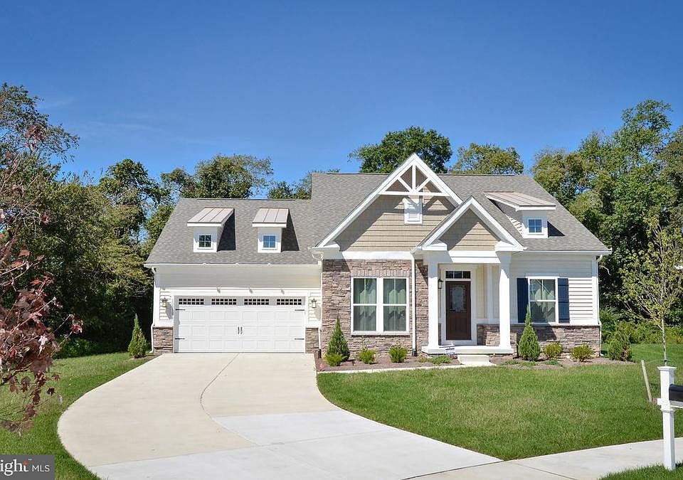 1st image of 766 Idlewyld Dr