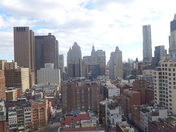 3rd image of 310 Greenwich St APT 25C