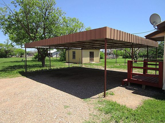 4th image of 553 NW Avenue F