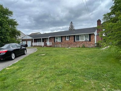 924 Fulton St, Farmingdale, NY, 11735