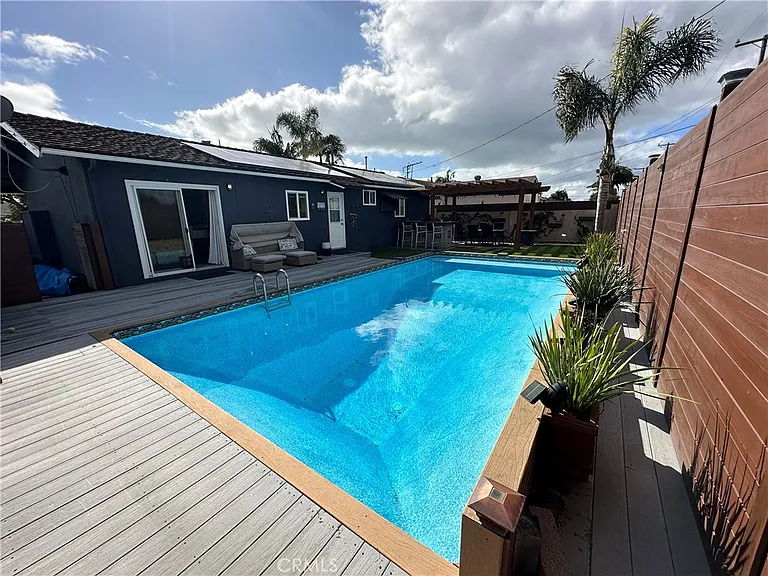 5311 Hendricksen Dr — Photo 27