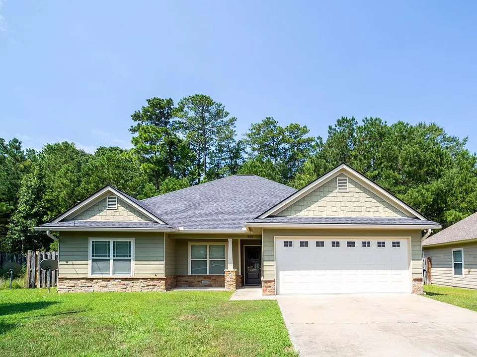 442 Lee Road 2170