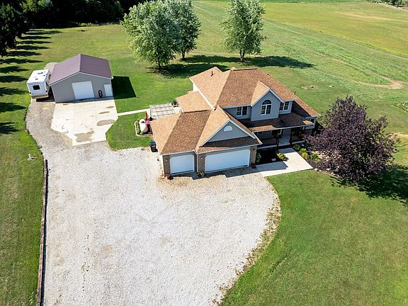 4th image of 555 Township Road 902