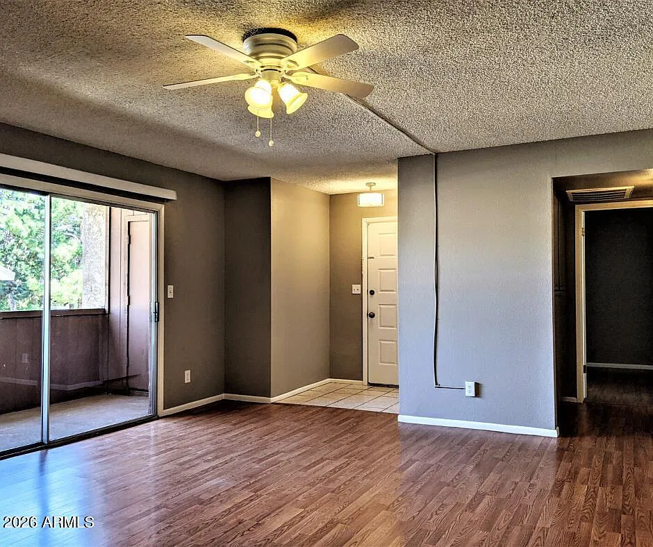 2 bed, 2.0 bath, 1067 sqft, $1,350 — Photo 1