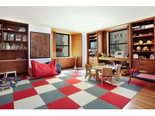 Sold by Corcoran | media 3