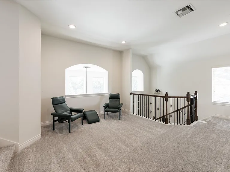2447 Monarch Terrace Dr — Photo 31
