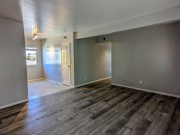 5th image of 4451 Haines St APT 11