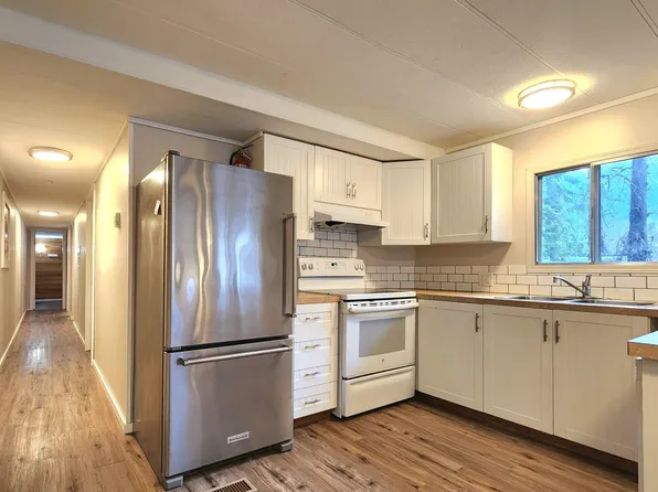 9304 Lillooet Riv, Pemberton, BC V0N 2L2