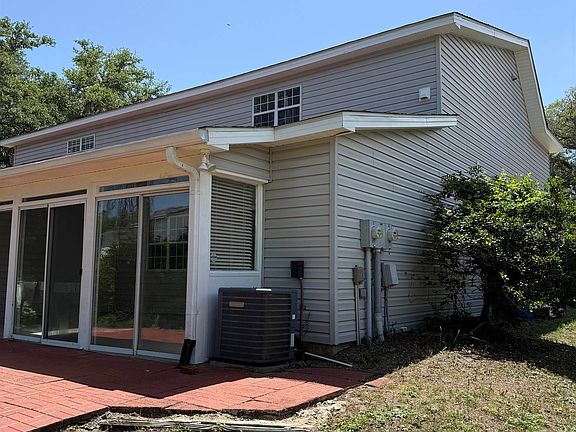 3rd image of 1444A Bessant Ave. #A