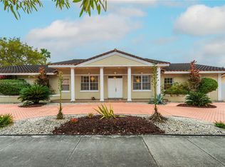 5242 SW 102nd Ave, Miami, FL 33165