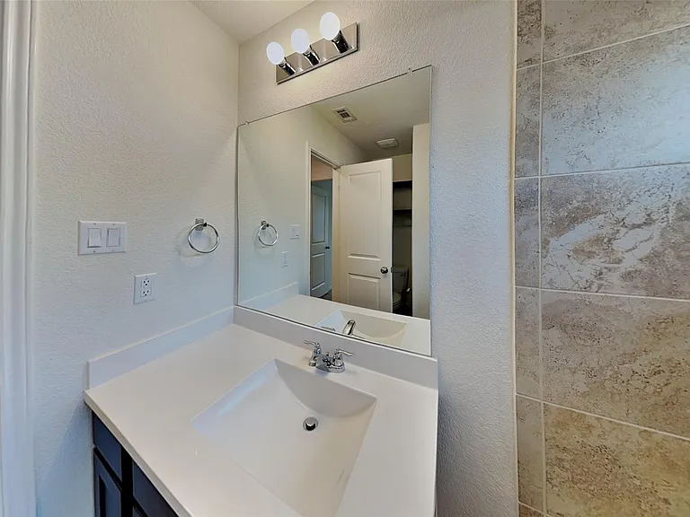 3356 Lauren Nicole Ln — Photo 16