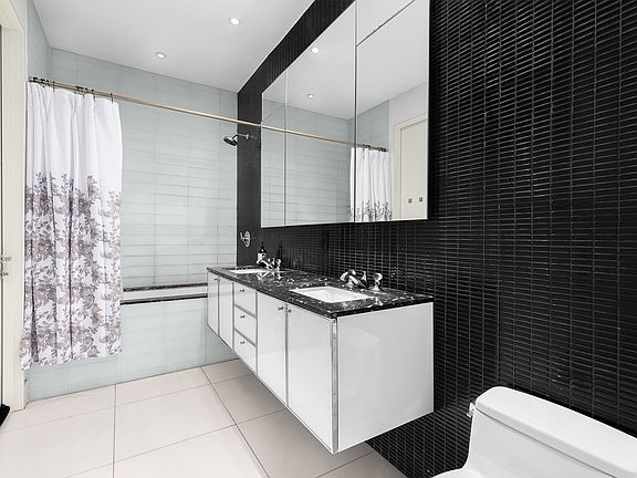 5th image of 25 Broad St APT 7M