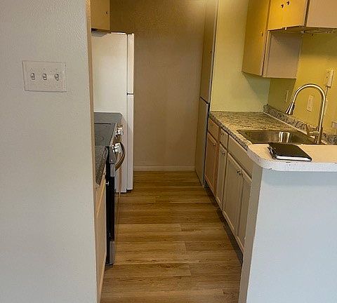 2nd image of 1509 F Ave #12
