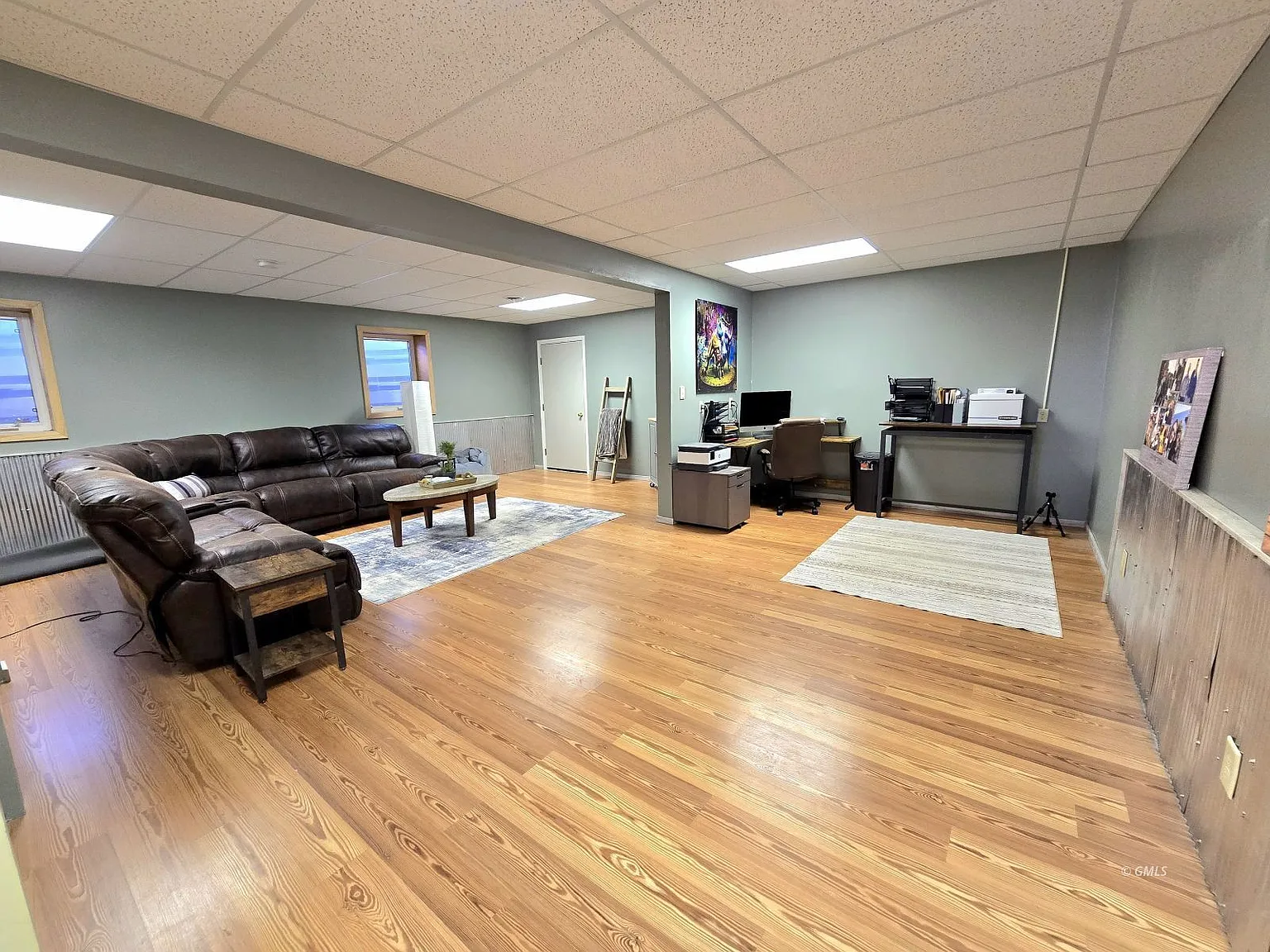 3 bed, 2500 sqft, $2,100 — Photo 4
