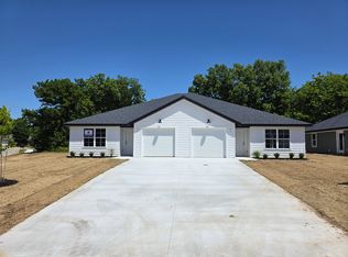 93 W Rainsong St, Farmington, AR 72730