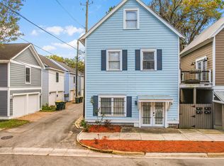 113 W 35th St #B, Savannah, GA 31401