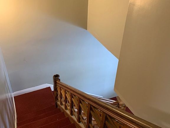 4th image of 452 S Main St APT 06