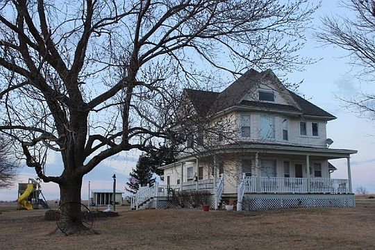 1st image of 31188 Jahnke Ave