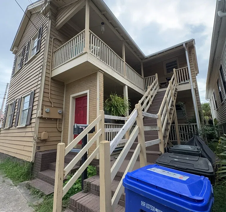9 Francis St #B