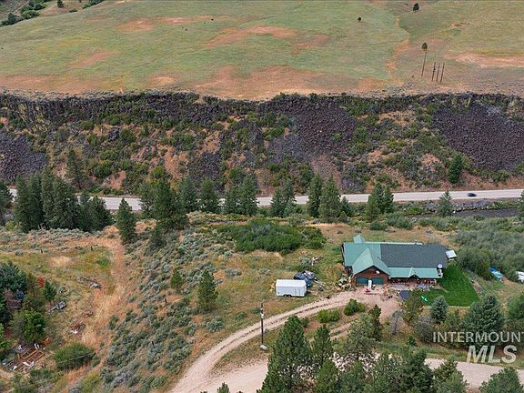 5th image of Rimview Dr