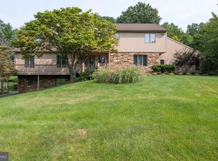 18 Brook Farm Ct, Cockeysville, MD 21030
