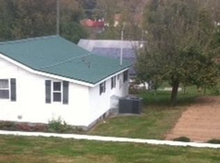 3124 Kanawha Ter #1/2, Saint Albans, WV 25177