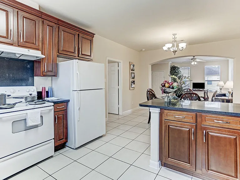 2078 Laverne St #8 — Photo 8