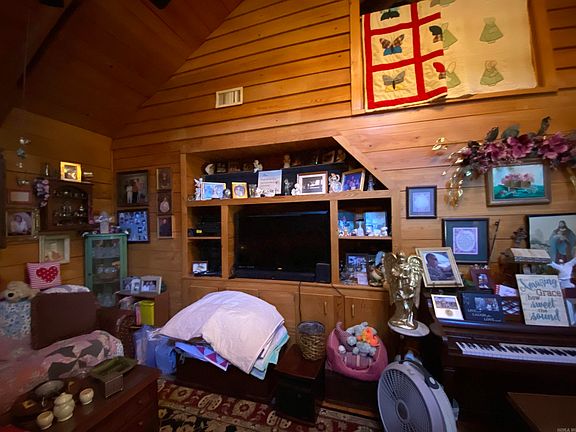 4th image of 136 La Hideaway