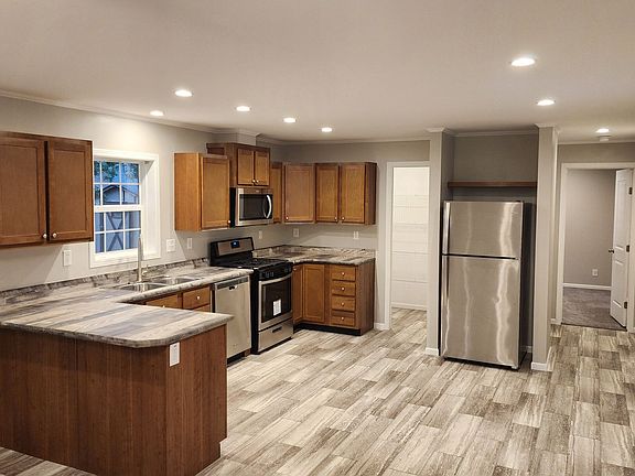 2nd image of 21 Andreasen Dr #14