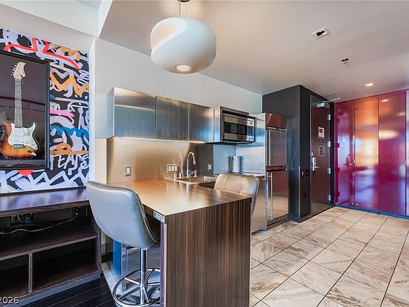 5th image of 4381 W Flamingo Rd #1907