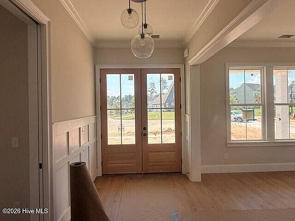 2nd image of 806 Nuttall Street