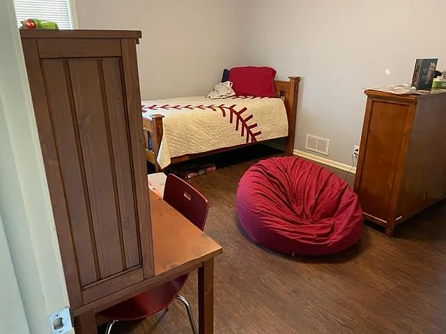 3705 Chowen Curv — Photo 8