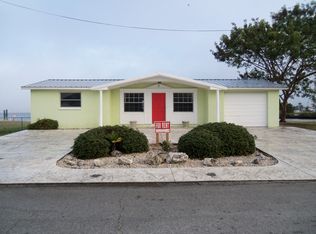 6333 Harbor Dr, Hudson, FL 34667