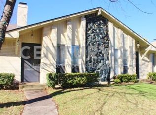 2213 Vanderbilt Ct, Denton, TX 76201