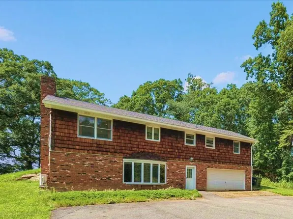 122 Hemlock Terrace, Carmel, NY 10512