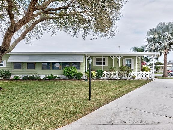 5th image of 842 Wren Cir