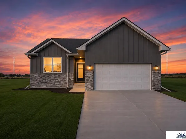 9604 N 167th Ave, Bennington, NE 68007