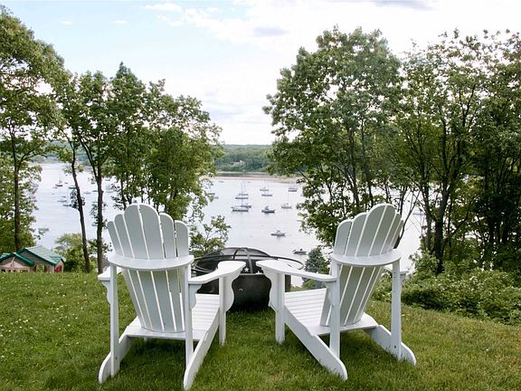 3rd image of 64 Mariners Ln