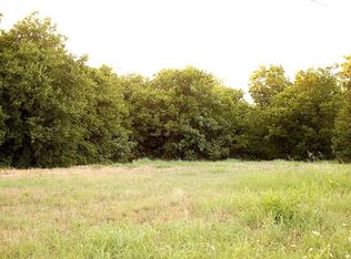 1216 Rosemary St, Greenville, TX 75401