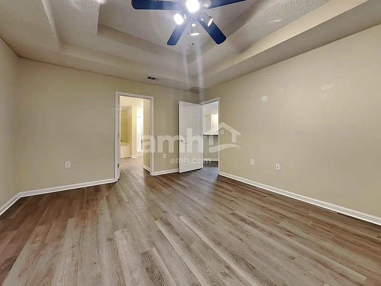 1867 McGirts Point Blvd — Photo 13