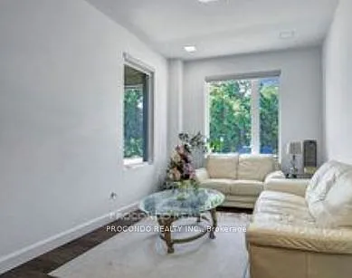 528 Jones Rd #3 — Photo 2