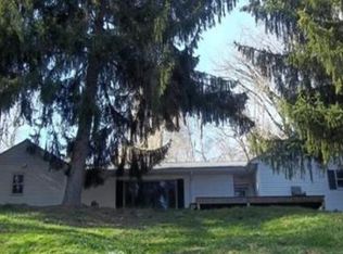 1221 Hughes Ave, Martins Ferry, OH 43935